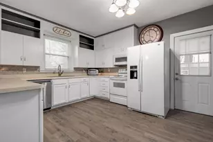 101 Haines St, Dowagiac, MI 49047 - Photo 5