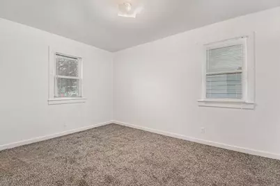 219 Wilbur Street SE, Grand Rapids, MI 49548 - Photo 9