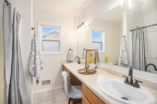 5570 Briarhill Ct, Portage, MI 49024 - Photo 11