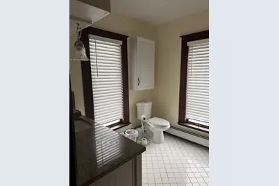 1210 Guernsey Court, Saint Joseph, MI 49085 - Photo 15