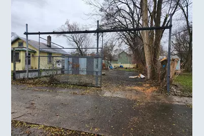 116 E Hopkins Street, Kalamazoo, MI 49007 - Photo 1