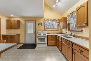 927 N George St, Jackson, MI 49202 - Photo 15