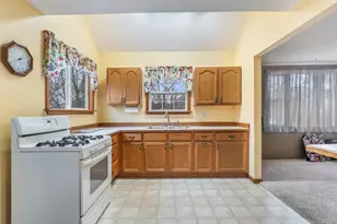 927 N George St, Jackson, MI 49202 - Photo 13