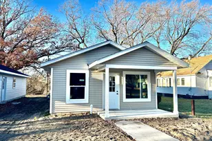 287 E Walton Ave, Muskegon, MI 49442 - Photo 3