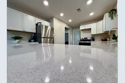 287 E Walton Avenue, Muskegon, MI 49442 - Photo 9