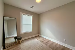 287 E Walton Ave, Muskegon, MI 49442 - Photo 13