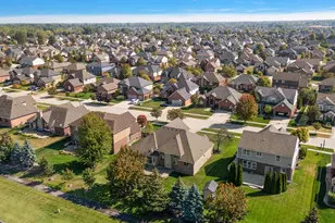 50247 Cheltenham Dr, Macomb, MI 48044 - Photo 19