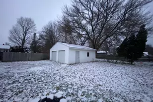 217 Cedar St, Paw Paw, MI 49079 - Photo 27