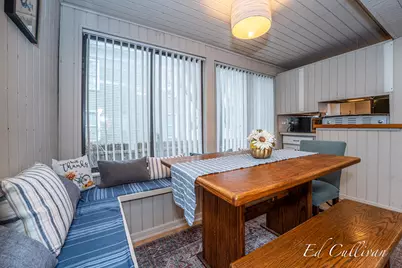 211 N Division Street, Spring Lake, MI 49456 - Photo 5