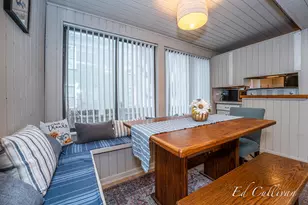 211 N Division St, Spring Lake, MI 49456 - Photo 5