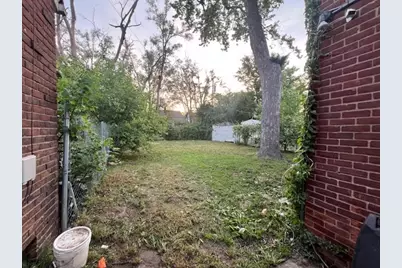 15725 Ward Avenue, Detroit, MI 48227 - Photo 13