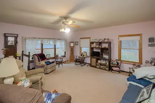 11102 S 34th St, Vicksburg, MI 49097 - Photo 13