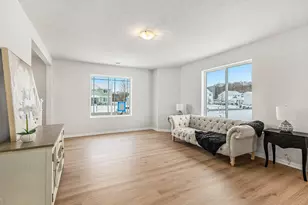 246 Wren Ct, Caledonia, MI 49316 - Photo 7