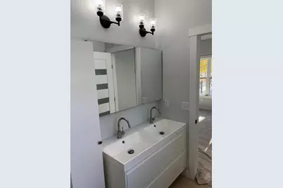 1001 W Kilgore Road, Portage, MI 49024 - Photo 13