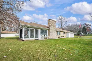 1225 Country Club Dr, Niles, MI 49120 - Photo 3