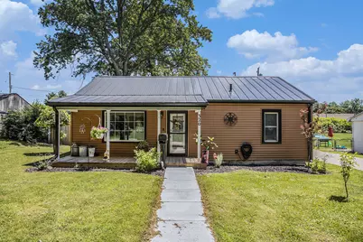 320 East Drive, Marshall, MI 49068 - Photo 1