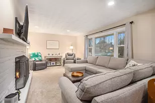 9385 Bunkerhill Dr, Richland, MI 49083 - Photo 5