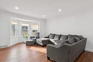 28140 Terrence St, Livonia, MI 48154 - Photo 13