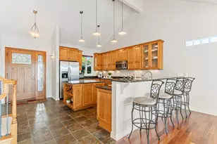 3984 Lamont Dr, Waterford, MI 48329 - Photo 7