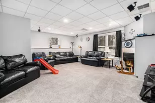 231 Embury Dr, Battle Creek, MI 49014 - Photo 15