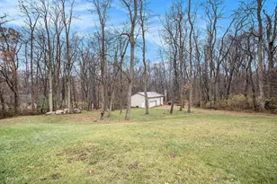 231 Embury Dr, Battle Creek, MI 49014 - Photo 25