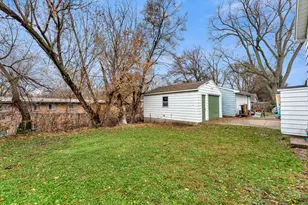 1233 Emerald Ave NE, Grand Rapids, MI 49505 - Photo 43