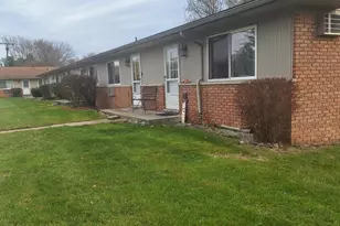 22700 Stair Dr, Clinton Twp, MI 48036 - Photo 3