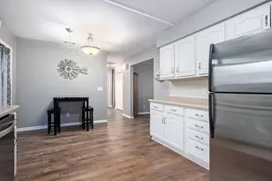 333 Rainbow Dr, Saint Joseph, MI 49085 - Photo 5