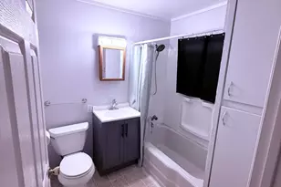 1317 Illinois Ave, Lansing, MI 48906 - Photo 9