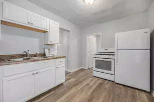 1921 Jiroch St, Muskegon, MI 49442 - Photo 13