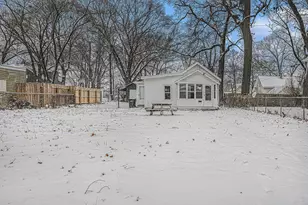 1921 Jiroch St, Muskegon, MI 49442 - Photo 5