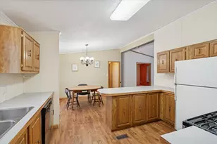 835 Fleming Ave, Jackson, MI 49202 - Photo 11