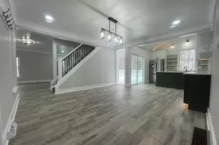 7466 Bunkerhill Rd, Jackson, MI 49201 - Photo 3