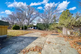 182 Peach St, Jackson, MI 49202 - Photo 35