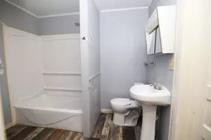 409 Portage Ave, Three Rivers, MI 49093 - Photo 11