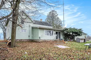 1088 W Remus Rd, Mount Pleasant, MI 48858 - Photo 5