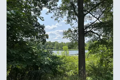 2410 Shadowlane Drive NE, Grand Rapids, MI 49505 - Photo 9