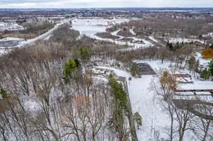 3926 Lake Dr SE, Grand Rapids, MI 49546 - Photo 29