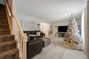 6247 Mountie Way, Jackson, MI 49201 - Photo 3