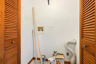 902 Millard St, Three Rivers, MI 49093 - Photo 9