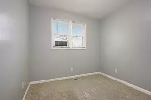 902 Millard St, Three Rivers, MI 49093 - Photo 13