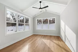 4712 Knapp Bluff Dr NE, Grand Rapids, MI 49525 - Photo 11