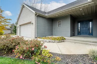 4779 Pleasant Meadow Circle, Saint Joseph, MI 49085 - Photo 3