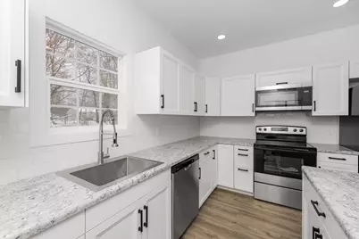 303 Middle Street, Three Rivers, MI 49093 - Photo 9