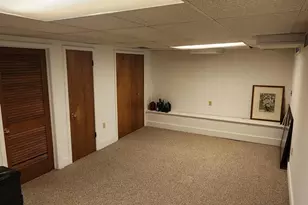 37674 Colonial Dr S, Westland, MI 48185 - Photo 13