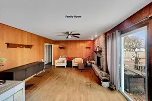 1095 S Devenish Ln, Flint, MI 48532 - Photo 15