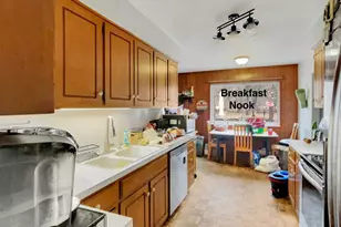 1095 S Devenish Ln, Flint, MI 48532 - Photo 17