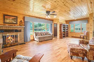 1018 Ruddiman Dr, Muskegon, MI 49445 - Photo 7