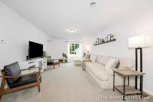 568 N River Hills Dr, Newaygo, MI 49337 - Photo 9