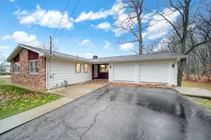 385 Wood Hills Dr, Concord, MI 49237 - Photo 5